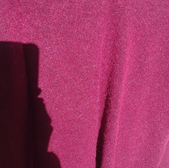 Size XS Banana Republic Maroon Burgundy V Neck Sweater Merino Wool Alpaca - Picture 8 of 15